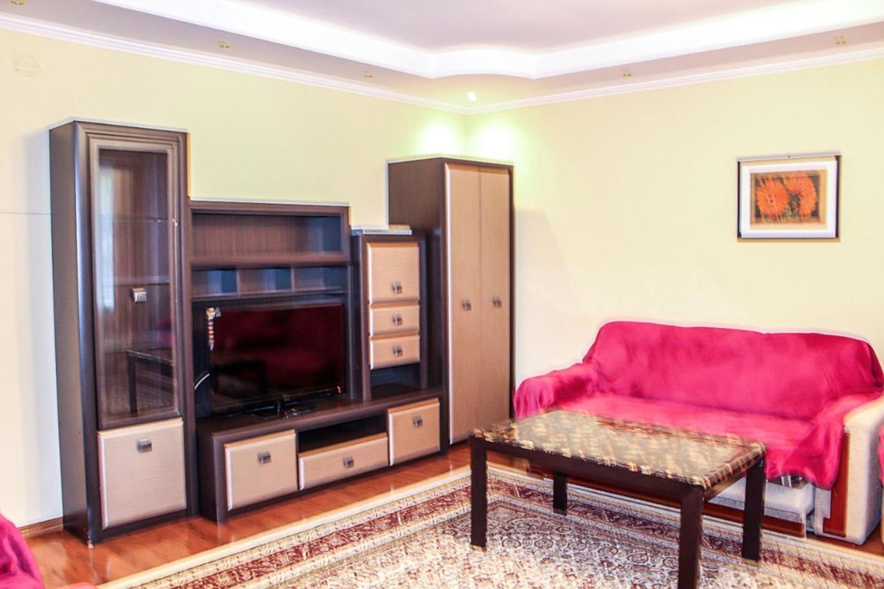 Tolebaeva 65 Apartment Almaty Exterior photo